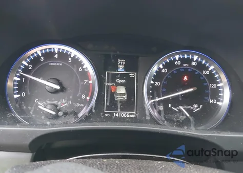 2015 Toyota Highlander Limited V6 z USA, uszkodzony, nr VIN 5TDYKRFH6FS046677